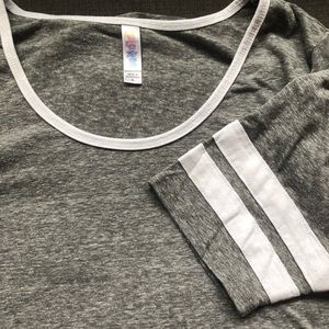 Heathered Gray Athletic Style L Lularoe Perfect T